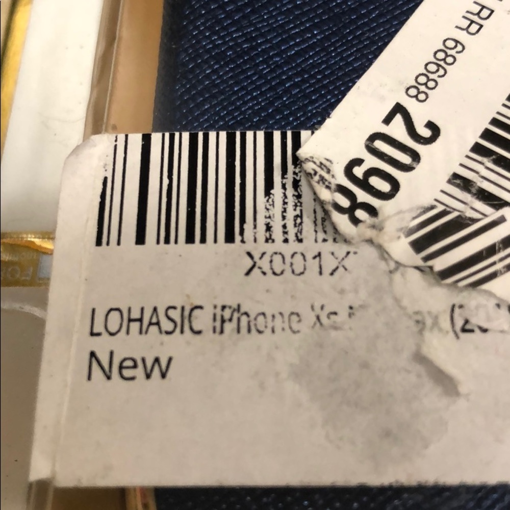 iPhone XS case - Picture 2 of 8
